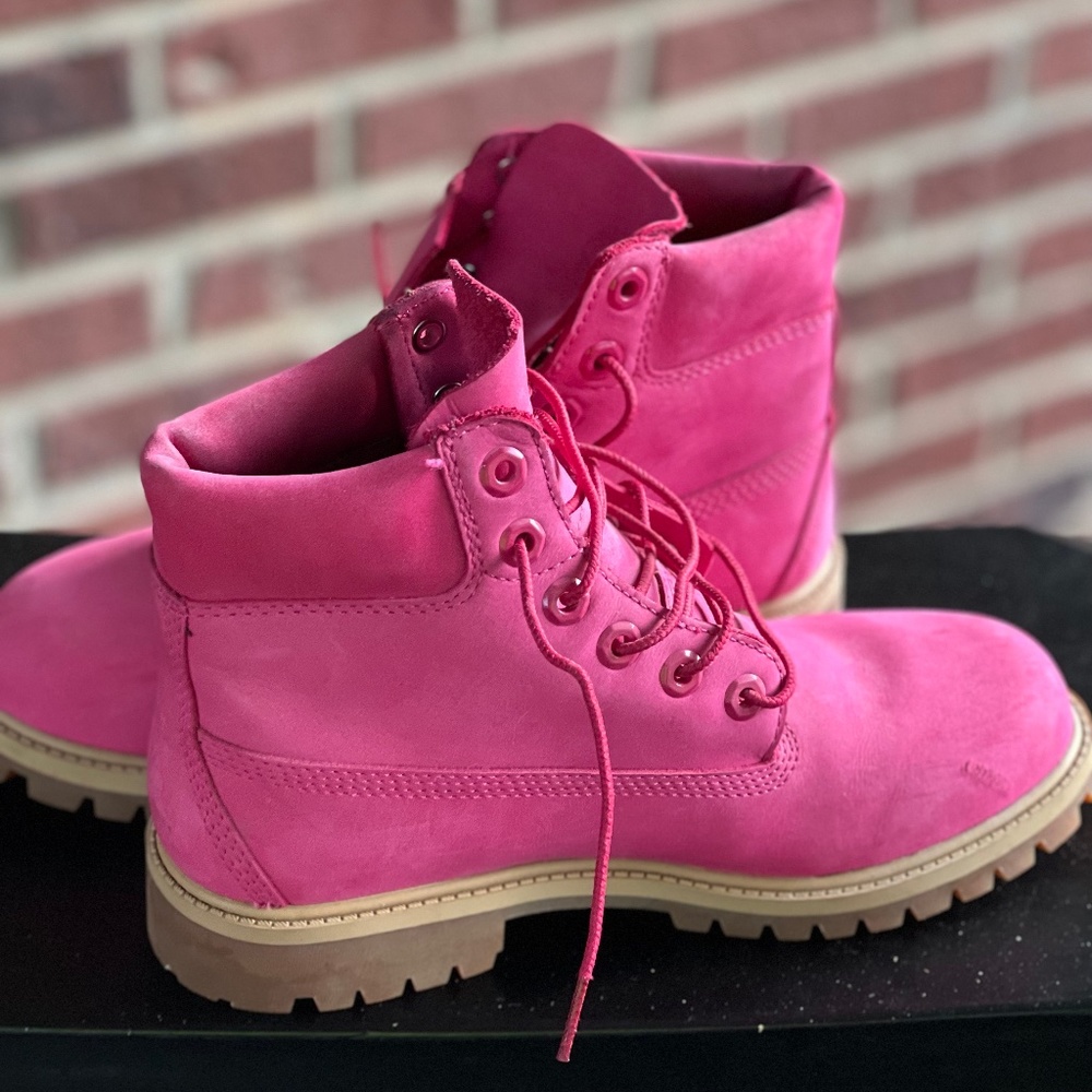 Timberland Work-boots, Women's size 6.5/Pink/Waterproof